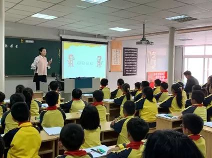 青年总结培养小学教师心得体会_小学青年教师培养总结_青年总结培养小学教师的意义