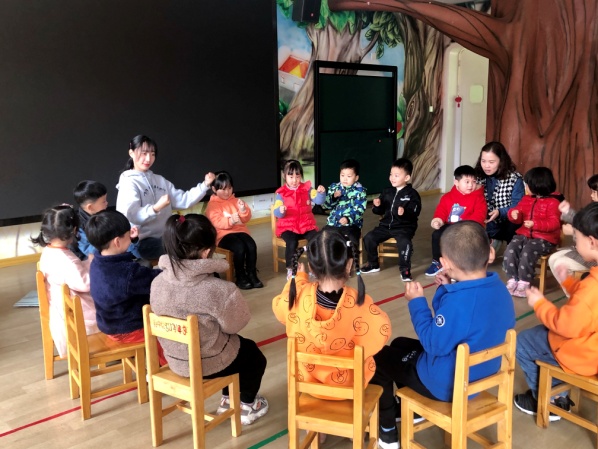 幼儿园教师培训新闻报道_培训园报道幼儿教师心得体会_幼儿园教师培训报道