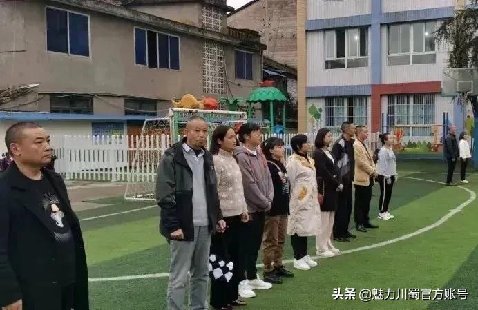 小学教师教育教学工作总结简短_小学教师教育工作总结_总结小学教育教师工作内容