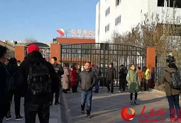 天津大爆炸消防员哭泣的视频_天津爆炸视频消防兵_天津大爆炸消防战士
